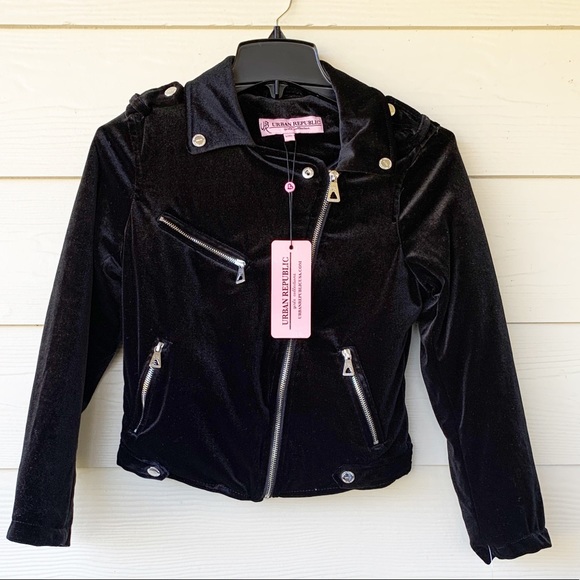 NWT ➡️URBAN REPUBLIC VELVET GIRLS MOTO JACKET SZ L - Picture 2 of 3